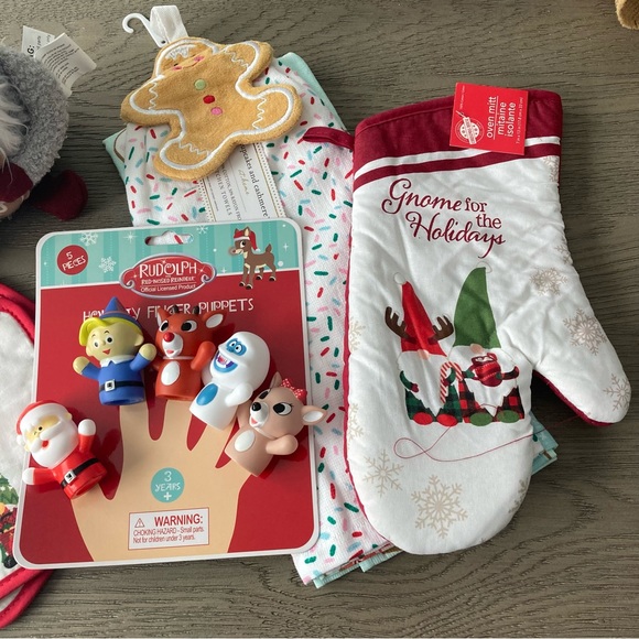 Christmas Holiday Bundle ✨🤗🎄❄️ - Picture 3 of 16